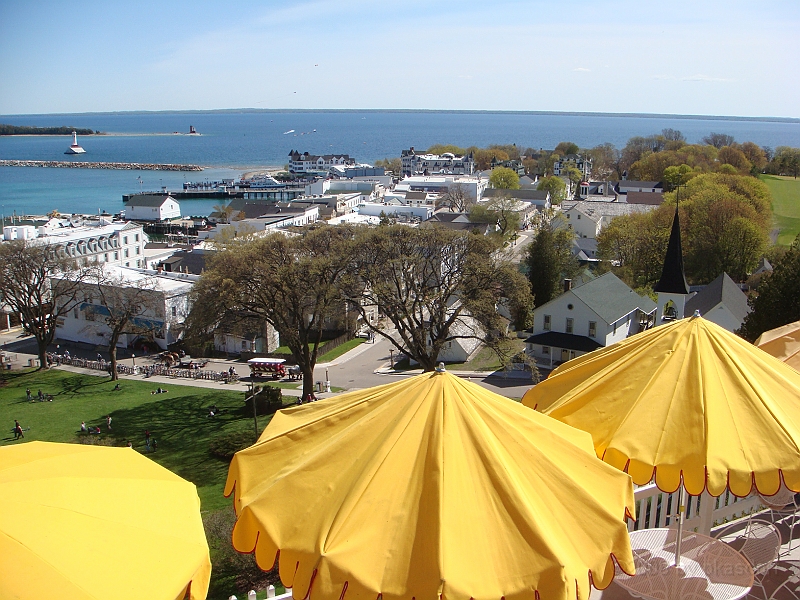 217 Memorial Day [2008 May 23].JPG - Scenes from Mackinac Island.